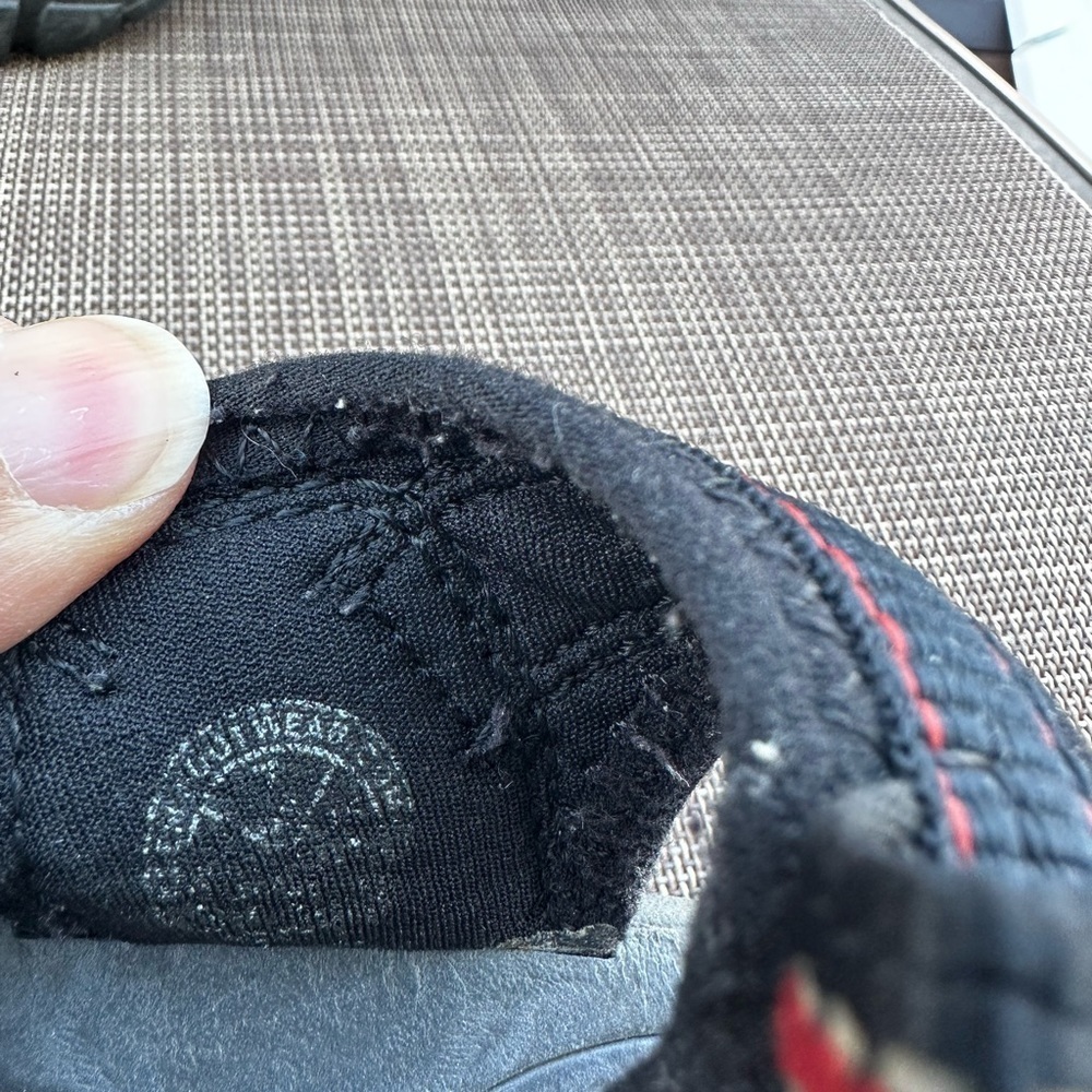 Keen Newport H2 Sandals Women's size 7 Black/Red/Gray - Picture 4 of 10